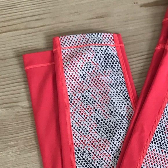 NWT UNDER ARMOUR WORKOUT PANTS - Picture 2 of 6